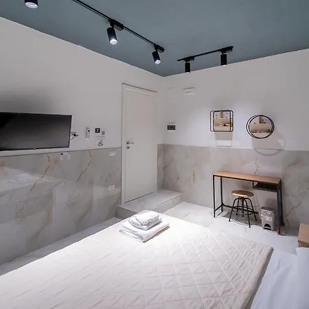 P.c. Boutique H. De Gasperi, Centro, By Clapa Group