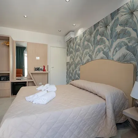 P.c. Boutique H. De Gasperi, Centro, By Clapa Group Guest house
