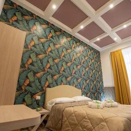 P.c. Boutique H. De Gasperi, Centro, By Clapa Group Guest house *