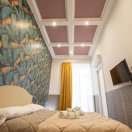 Guest house P.c. Boutique H. De Gasperi, Centro, By Clapa Group