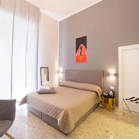 Guest house P.c. Boutique H. De Gasperi, Centro, By Clapa Group Naples