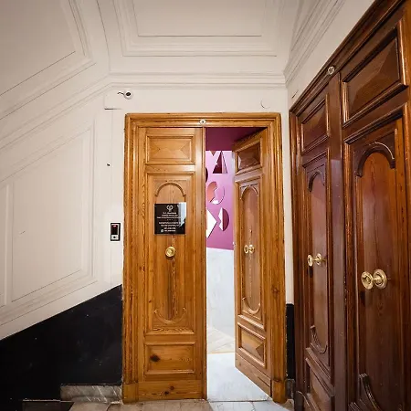 Pensjonat P.c. Boutique H. De Gasperi, Centro, By Clapa Group *